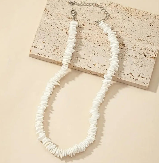 White puca necklace (men’s)